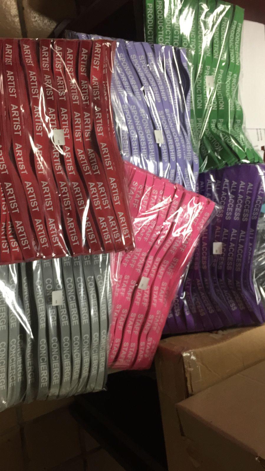 Custom woven event wristband with lock teeth up to 4 colors