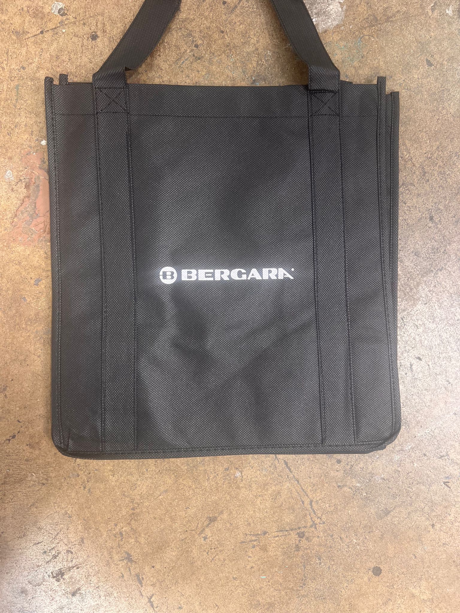 Boost Your Brand with Custom Tote Bags: A Practical and Stylish Promotional Solution